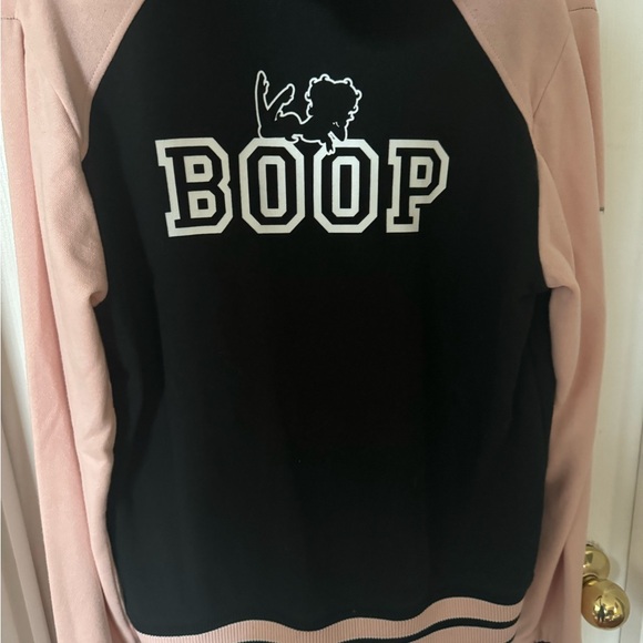 Universal studios Betty Boop varsity jacket size women’s large - Picture 5 of 8